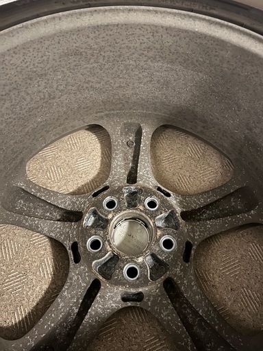 215/45/R17 DUNLOPスタッドレスタイヤ