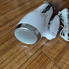 モノクローム コイズミ  マイナスイオンヘアドライヤー KHD-1385/Wの画像