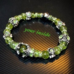 ペリドット ヨーロピアン 花形 天然石ブレスレットの画像