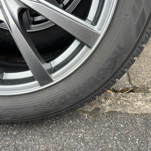 ※商談成立※195/60R17 ホイール付きスタッドレスタイヤ 4本セット