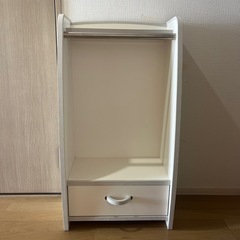 本日引取り希望　キッズ ハンガーラック スリム 幅48cm ホワ...