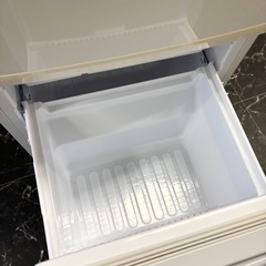 【配送設置無料】SHARP 167L 冷蔵庫　SJ-17E5-KWの画像