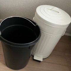 ゴミ箱の画像