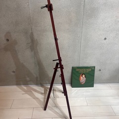 木製イーゼルの画像