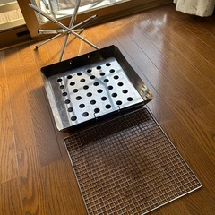 アウトドア　ファイヤーグリル　専用ケース付き　UNIFLAMEの画像