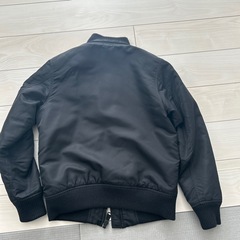 ALPHA INDUSTRIESのフーデッドリブジャケットの画像