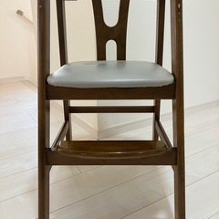 乳幼児用ハイチェアーの画像