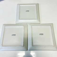 キティーちゃんのお皿の画像