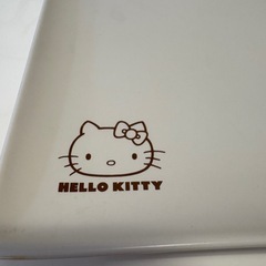 キティーちゃんのお皿の画像