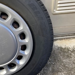 【お約束中】スタッドレスタイヤ ホイールの画像