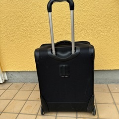 小型スーツケースの画像