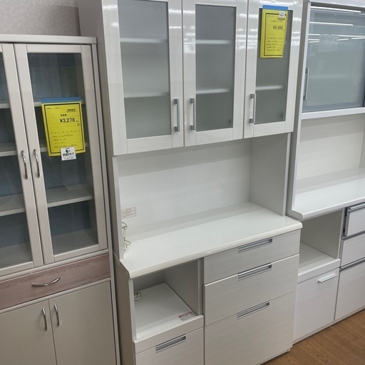 ☆ドリーム荒牧店☆ジモティー割引有☆【クリーニング済み】ニトリ 3枚扉オープンボード WH