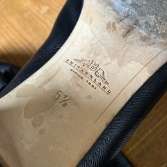 BALLY ローヒールパンプスの画像