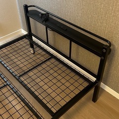 ベッドフレーム（シングル）の画像