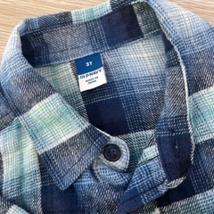 今季節から大活躍！　1度のみ　OLDNAVY チェックシャツ 3Tの画像