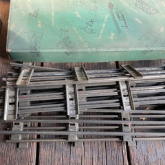 古い貨車の模型セットの画像