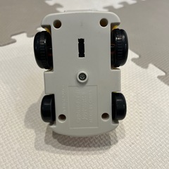 アンパンマン　幼稚園バスの画像