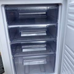 2017年製　SHARP ノンフロン冷凍庫の画像
