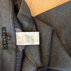 theoryパンツ👖　　お下がりですの画像