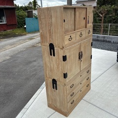 きりのたんすの画像