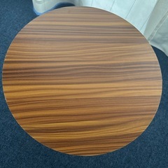 サイドテーブルの画像