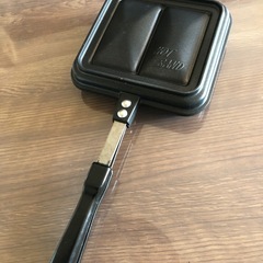 ホットサンドメーカー　ダブルタイプ（アイリスオーヤマ）の画像