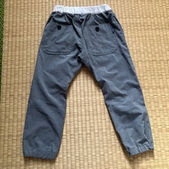 ｽﾞﾎﾞﾝ👖ｸﾞﾚｰ110㎝の画像