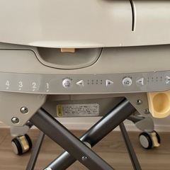 電動ゆりかご・ベビーチェア、リクライニングの画像