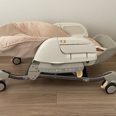 電動ゆりかご・ベビーチェア、リクライニングの画像