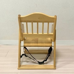 木製 ベビーチェアの画像