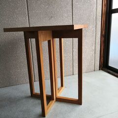 収納 テーブルの画像