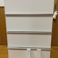 収納ボックスの画像