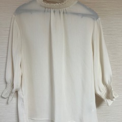 earth music&ecology 襟シャーリング楊柳ブラウス　トップス　服　    レディースの画像