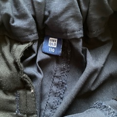 ｽﾞﾎﾞﾝ👖UNIQLO紺色110㎝の画像