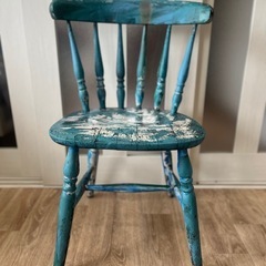 アンティークチェアの画像