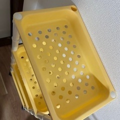 11/6処分 4段 キャスター付きワゴン 収納棚の画像