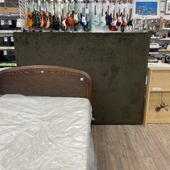 値下げしました！KINGSDOWN クイーンベッドの画像