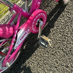 14インチ　子供用自転車　補助輪、一部パット付きの画像