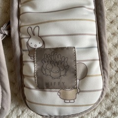 ミッフィチャイルドシートマルチカバーの画像