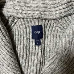 Gap    カーディガンの画像