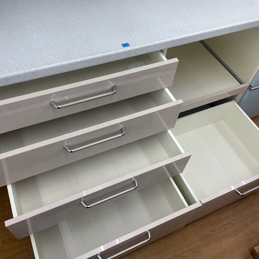 ☆ドリーム荒牧店☆ジモティー割引有☆【クリーニング済み】パモウナ 4枚扉オープンボードWH