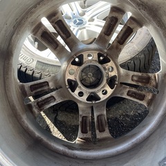 メルセデスベンツ　CLSクラス　スタッドレス　4本セット　バリ溝！の画像