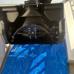 BLACK＋DECKER 充電式小型除雪機　　36Vコードレス除雪機の画像