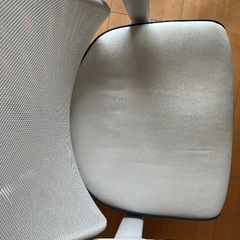 IKEA イケア　オフィスチェア 可動式 肘付き の画像