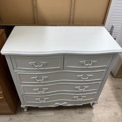 アンティーク調　猫脚　ホワイト　チェストの画像