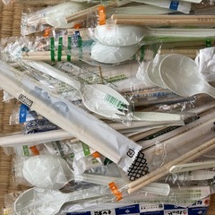 使い捨て割り箸、スプーン、フォーク等の画像