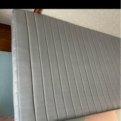 ２ヶ月前に購入⭐️タンスのゲン　ボンネルコイル　脚付きマットレス　シングルの画像