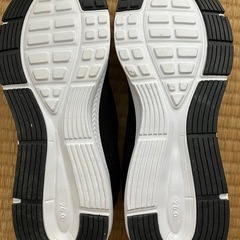 黒メンズスニーカー26cmの画像