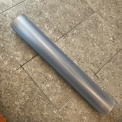 冷蔵庫の下敷きの画像