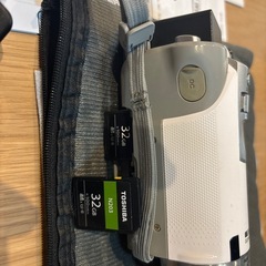 ビデオカメラ　エブリオGZ-HM199の画像